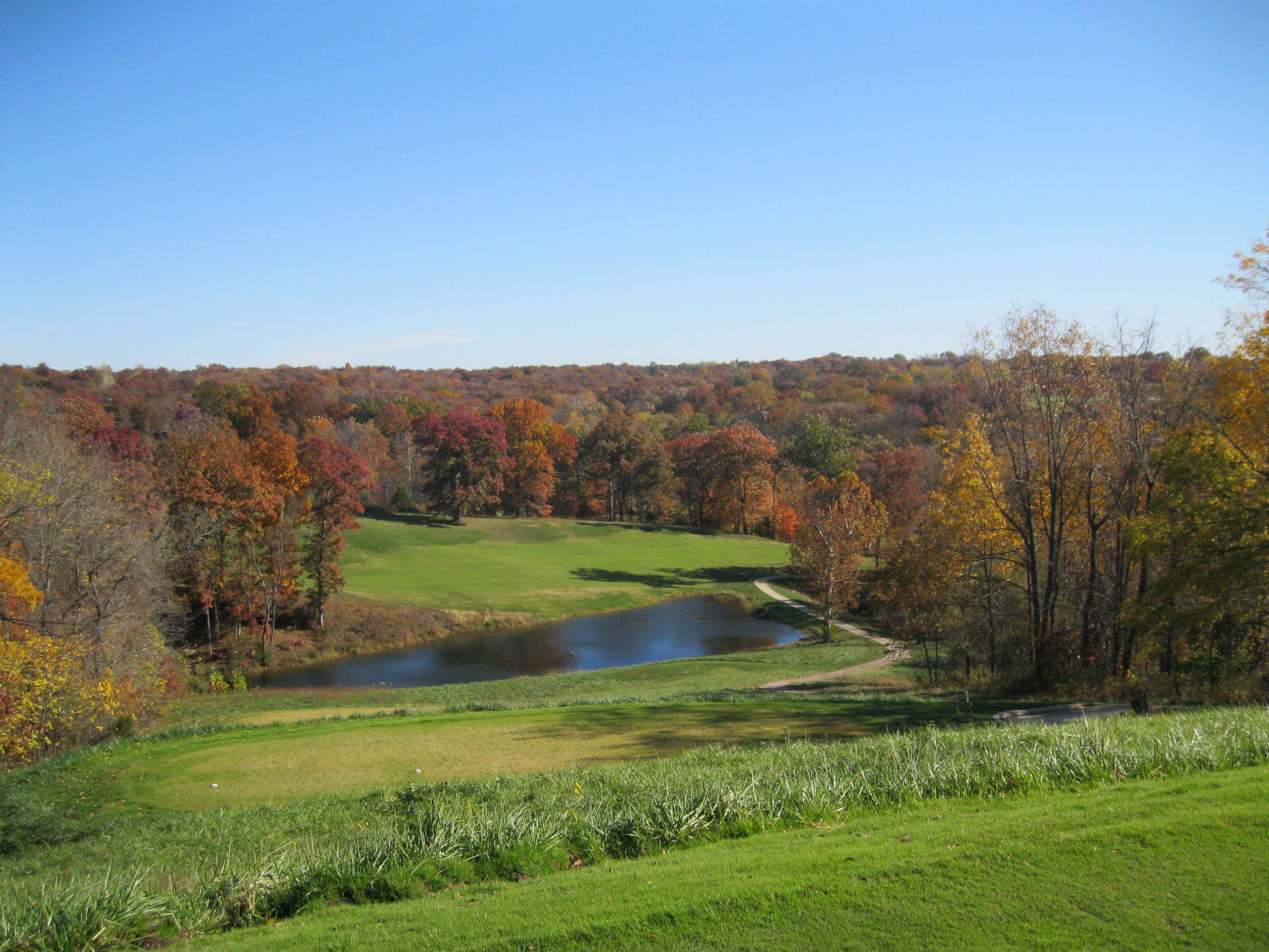 Fairway with pond
